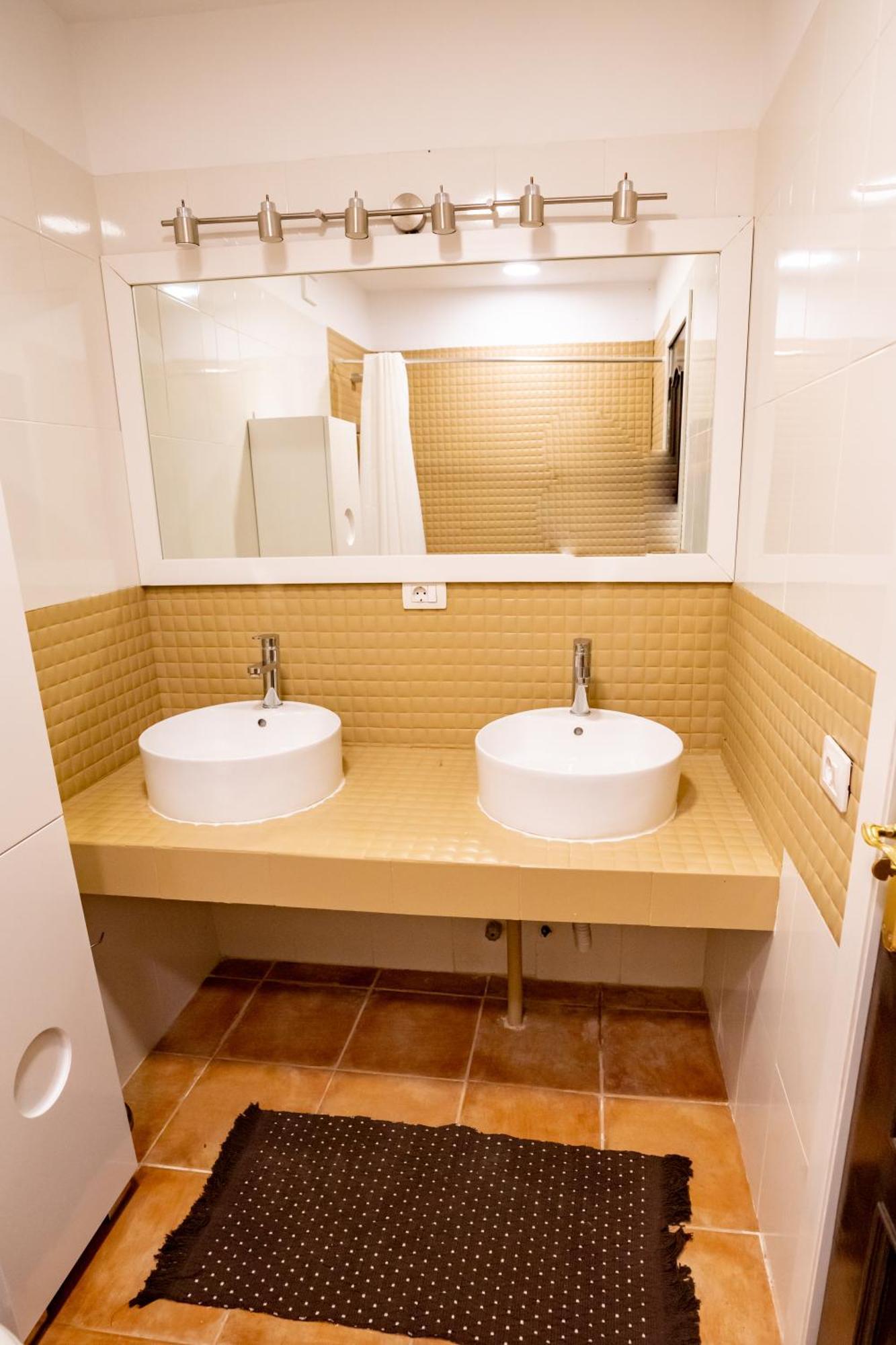 Casa Julio - Alcala Complete Coastal Retreat - Entire Apartment - 3 Min Walk From The Ocean - Shared Entrance With Host Exterior photo