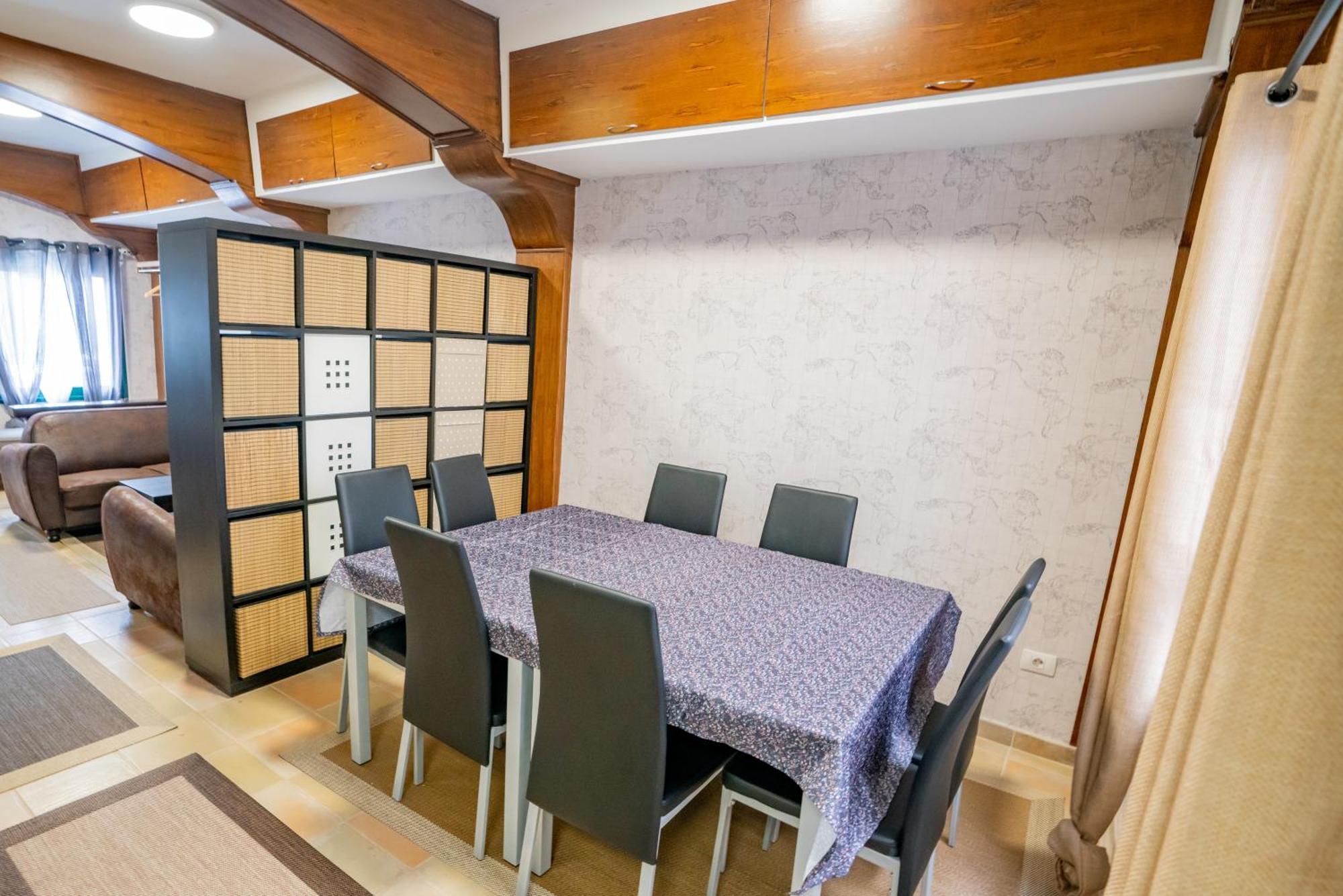 Casa Julio - Alcala Complete Coastal Retreat - Entire Apartment - 3 Min Walk From The Ocean - Shared Entrance With Host Exterior photo